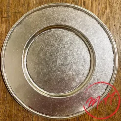 Assiette de présentation en acier étamé
