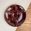 Assiette à fondue bourguignonne en céramique marron