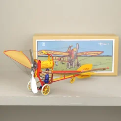 Avion Ikarus