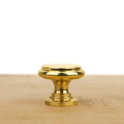 Bouton de meuble plat laiton poli