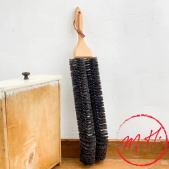 Brosse pour radiateur de salle de bain
