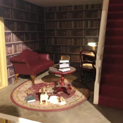 Bureau pour maison de poupée
