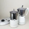Cafetière et mousseur à lait en aluminium