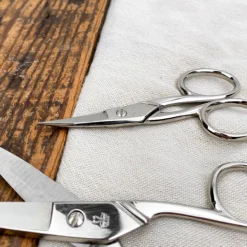 Ciseaux à ongles courbes