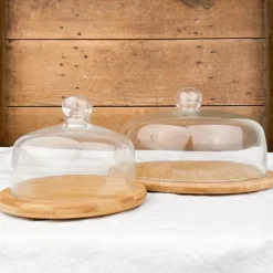 Cloche en verre sur plateau en bambou