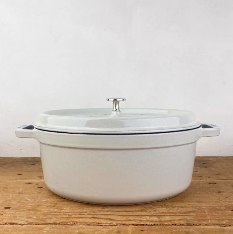 Cocotte en fonte ovale truffe blanche