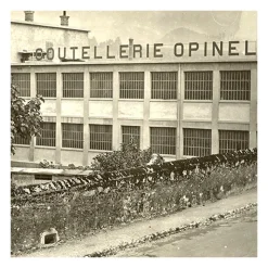 Coffret "Essentiels" d'Opinel en olivier