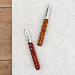 Couteau économe Nogent manche en bois