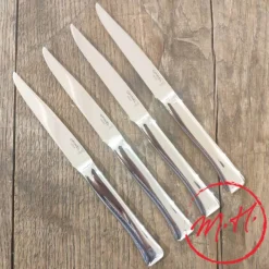 Couteau de table Opinel en acier monobloc 4p