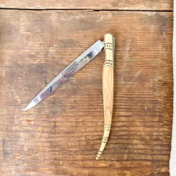 Couteau ouvre-lettre