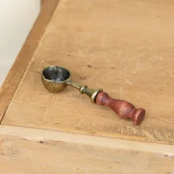 Cuillère à cire