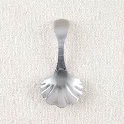 Cuillère à thé coquillage