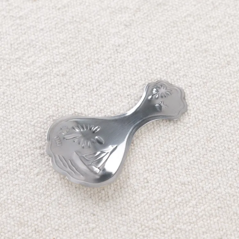 Cuillère à thé festonnée