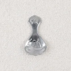 Cuillère à thé festonnée