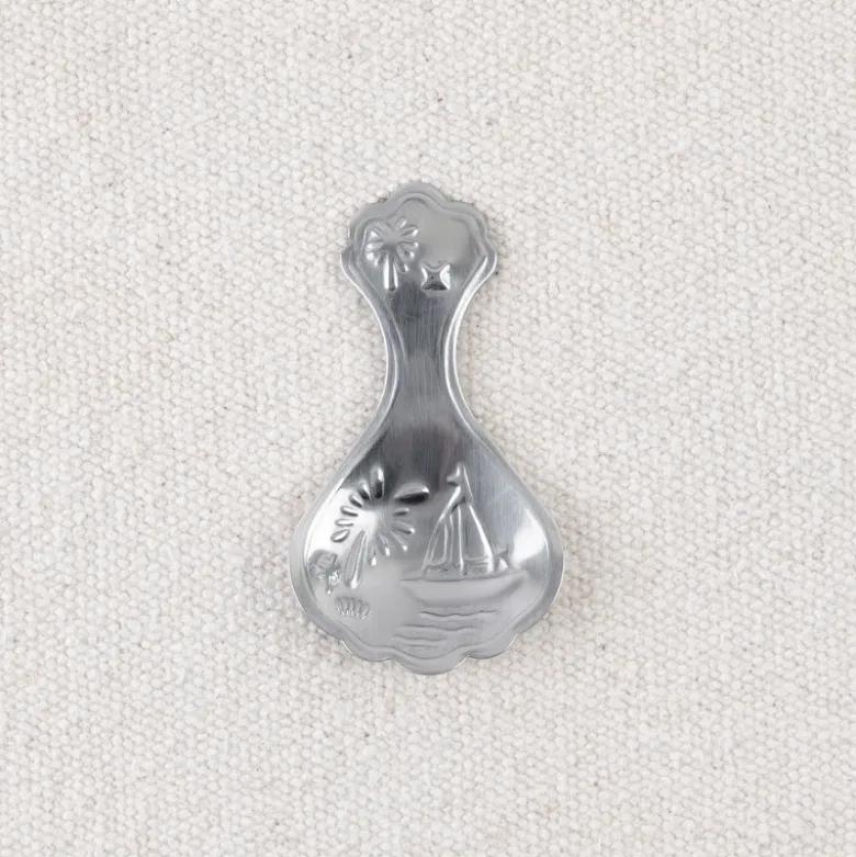 Cuillère à thé festonnée