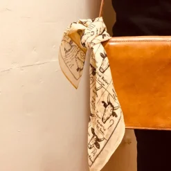 Foulard des manades