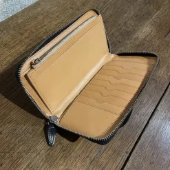 Grand portefeuille zippé en cuir