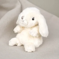 Lapin en peluche