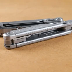 Leatherman Surge 21 fonctions