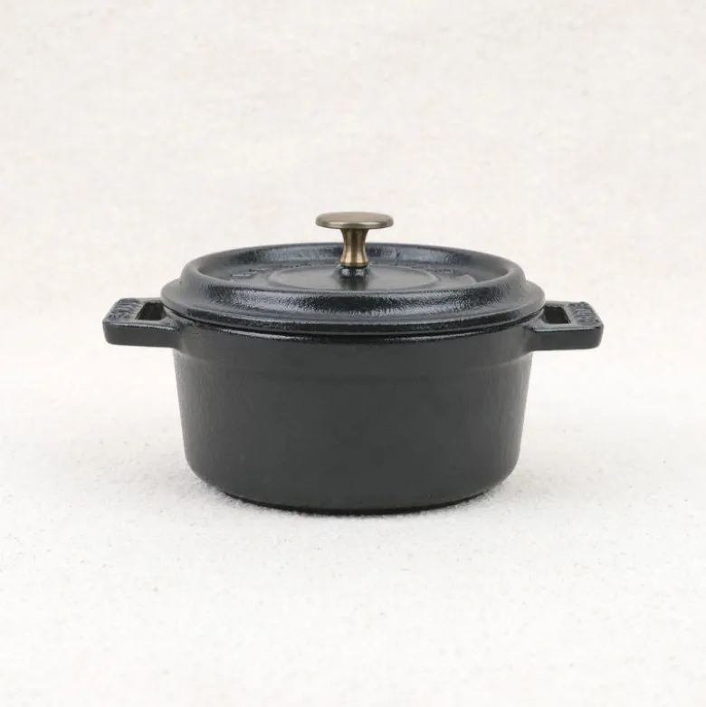 Mini cocotte en fonte Staub