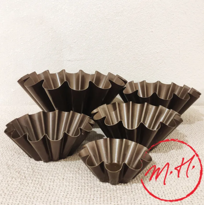 Moule à brioche antiadhérent