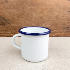 Mug en émail blanc liseré bleu
