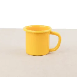 Mug en émail coloré