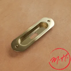 Niche ovale avec trou de vis en Laiton Poli