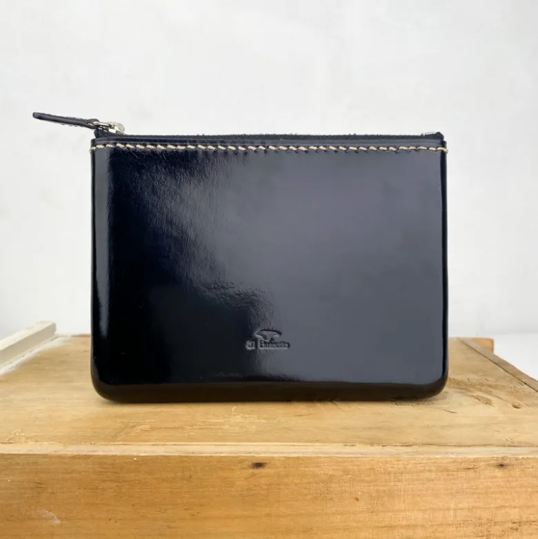 Pochette passeport en cuir moulé