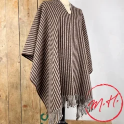 Poncho rayé en laine couleur chocolat/marron foncé