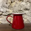 Pot à lait émail rouge