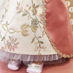 Poupée Reine