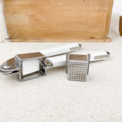 Presse-ail blanc inox