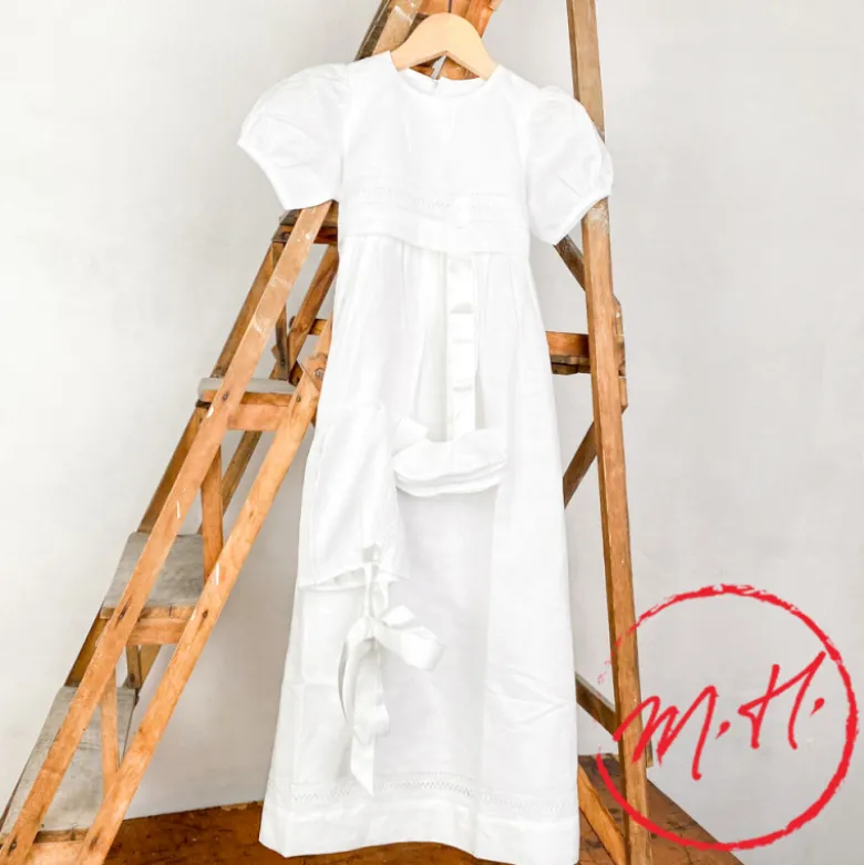Robe de baptême avec béguin et chaussons