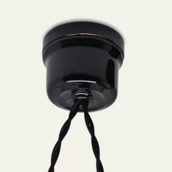 Rosace en porcelaine noire