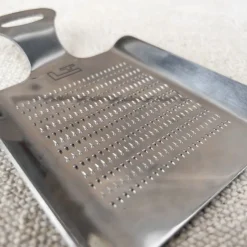 Râpe à gingembre inox