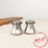 Salière et poivrière en étain