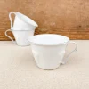 Tasse à café en émail blanc