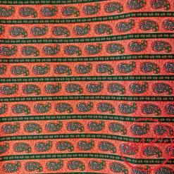 Tissu au mètre cachemire rouge